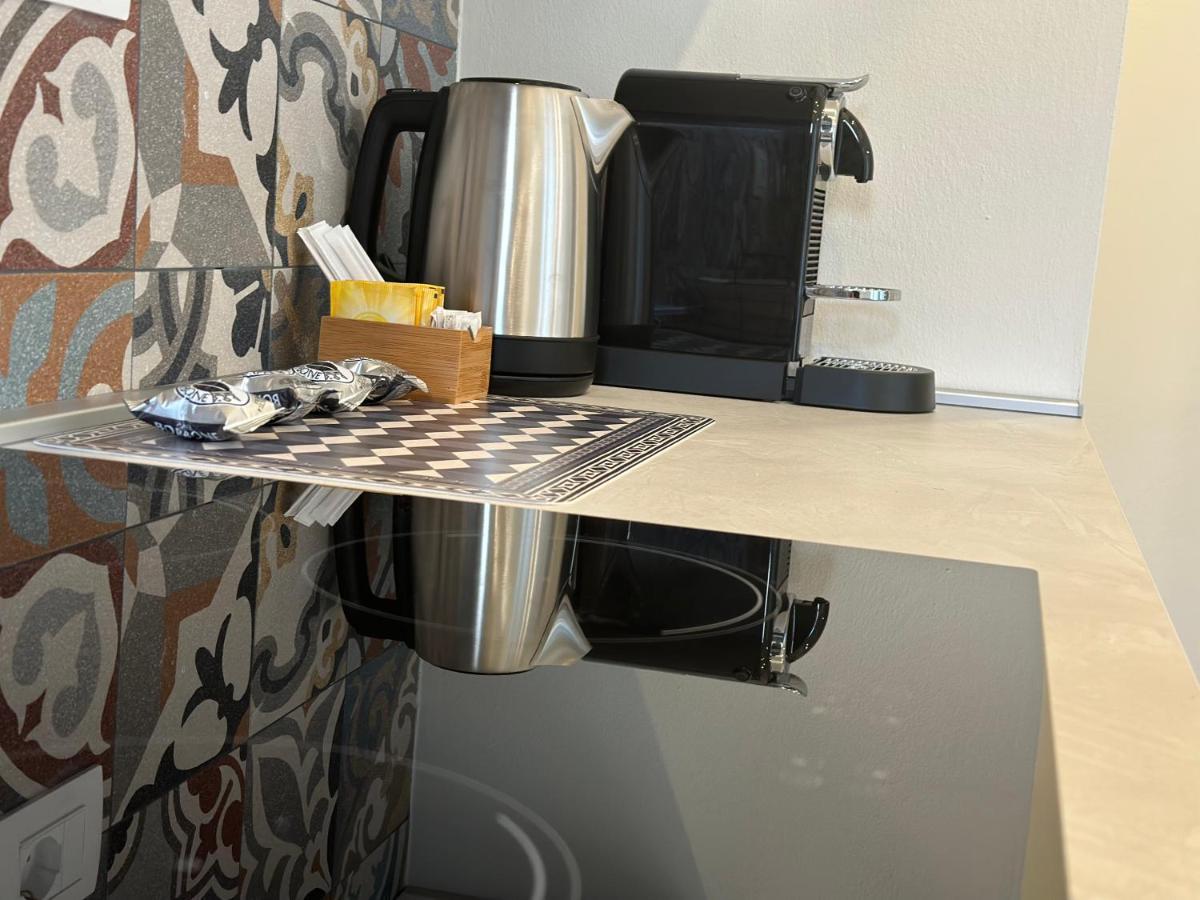 Bonnie Boutique Apartment Флоренція Екстер'єр фото