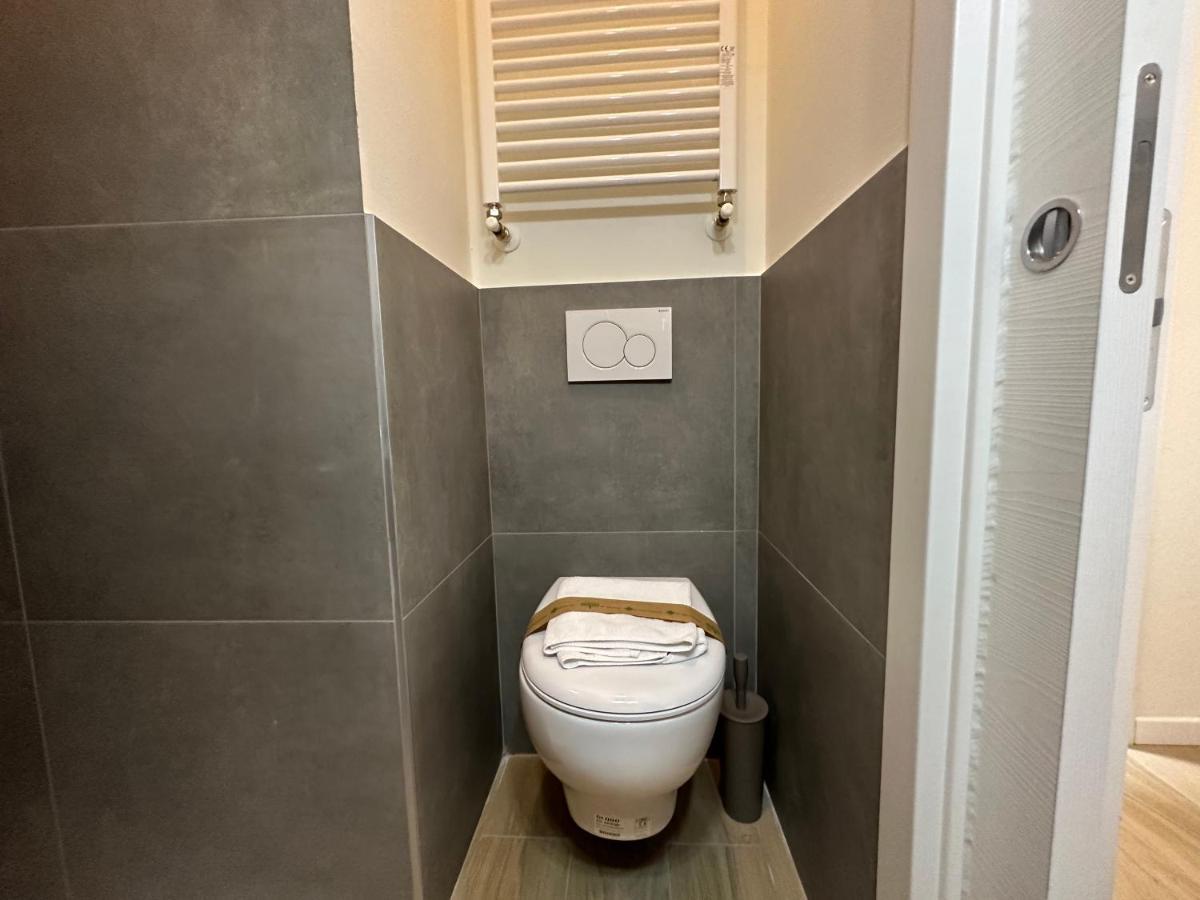 Bonnie Boutique Apartment Флоренція Екстер'єр фото