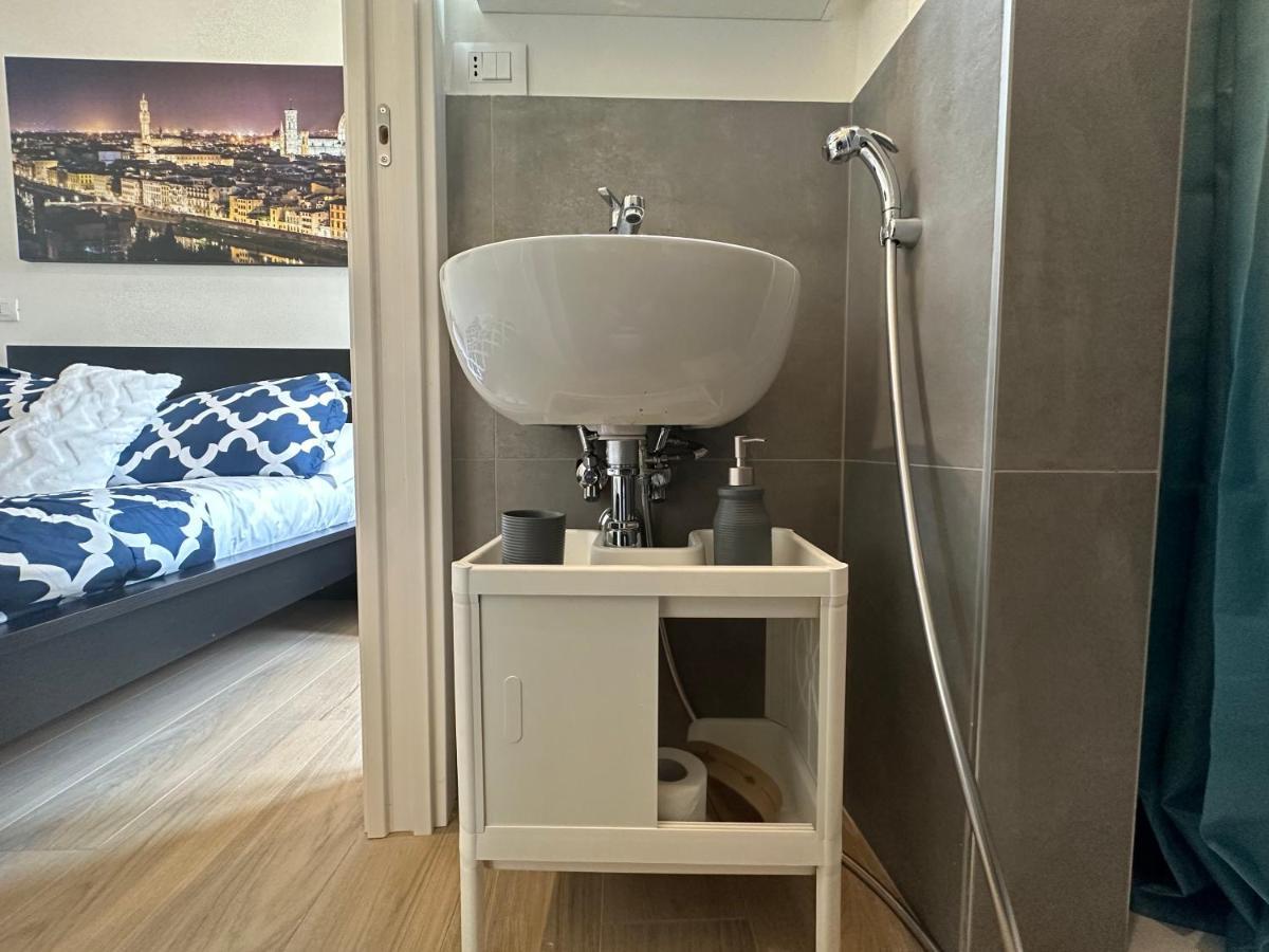 Bonnie Boutique Apartment Флоренція Екстер'єр фото